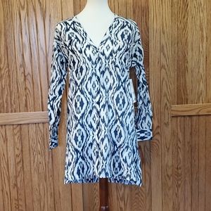 Athleta printed kaftan shirt